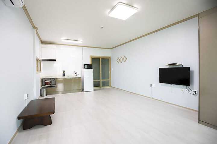 Room 20 of 36
