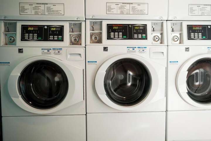 Laundry 27 of 46