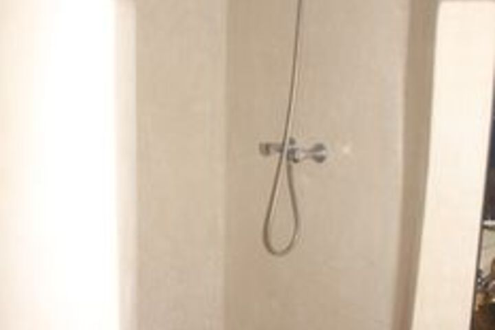 Room 10 of 61