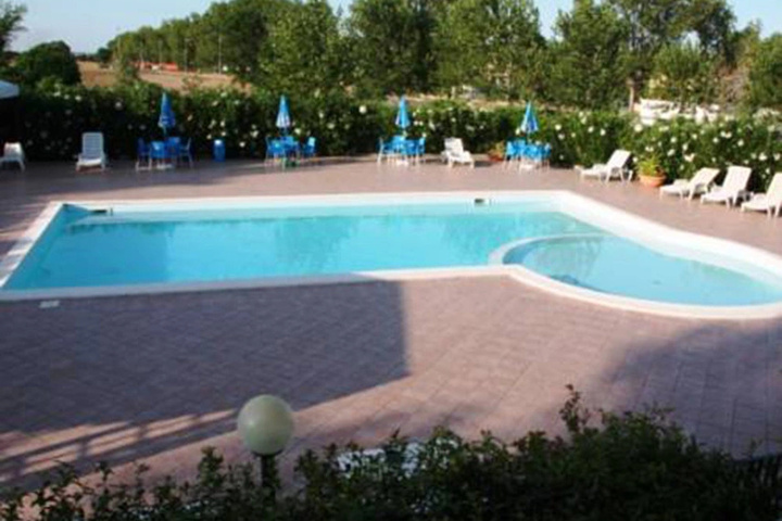Pool 8 of 9