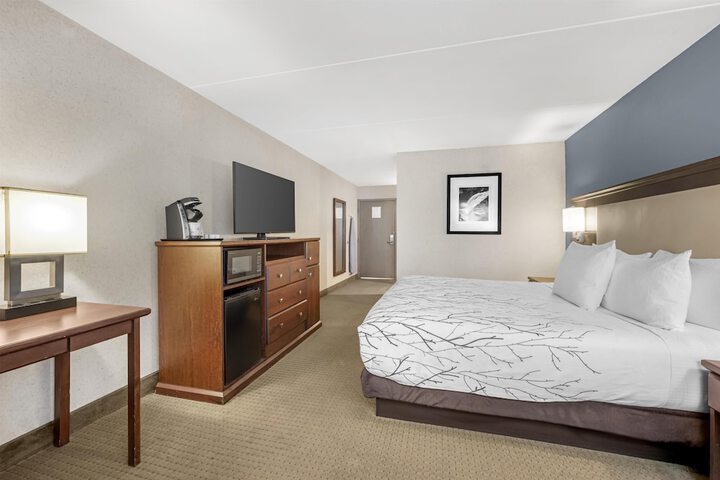 Room 45 of 92
