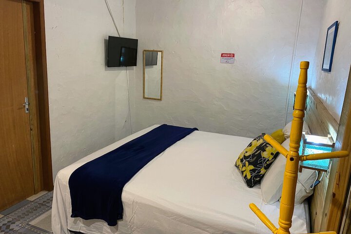 Room 37 of 137