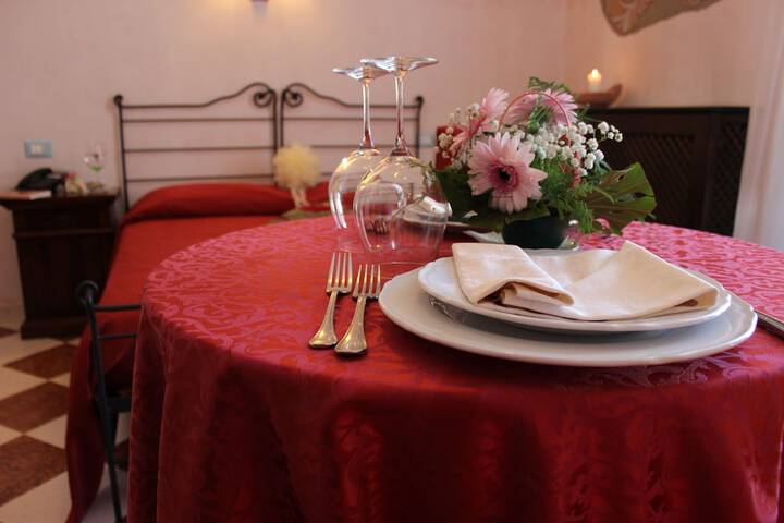 Dining Photos