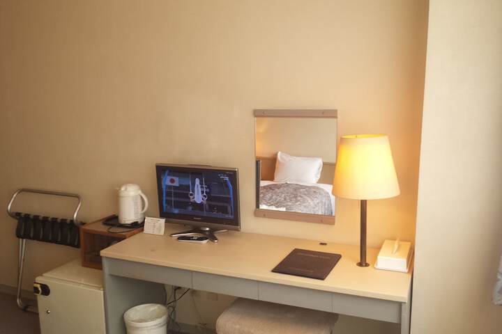 Room 22 of 84