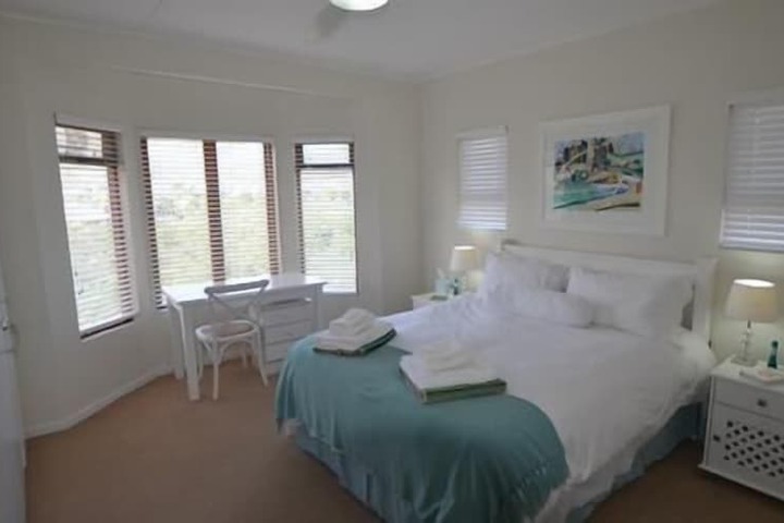 Room 2 of 22