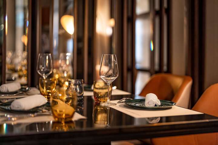 Dining 57 of 108