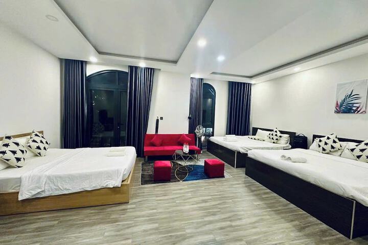 Room 15 of 27