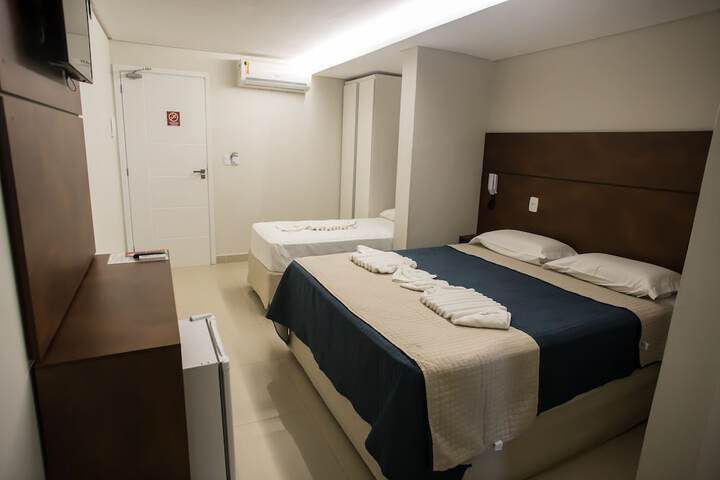 Room 12 of 38