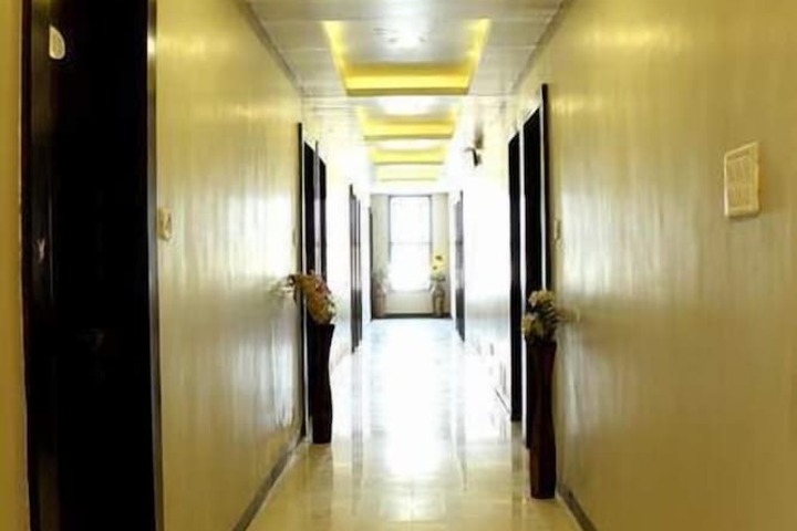 Ballroom/Hall 25 of 31