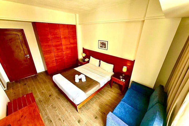 Room 16 of 54