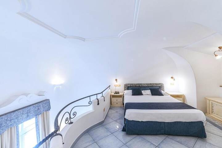 Room 7 of 55