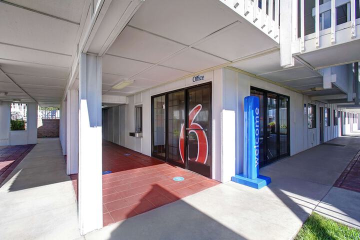 Motel 6 Livermore Ca 1359 Livermore 4673 Lassen Rd 94550