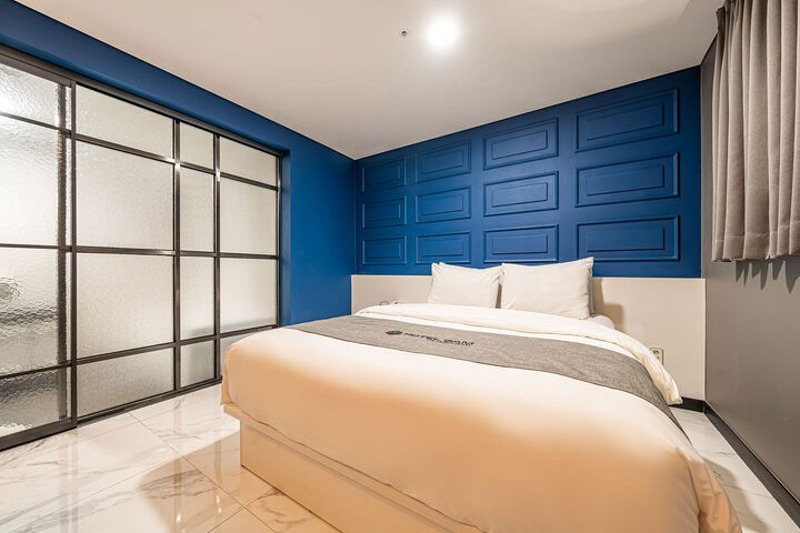 Room 123 of 165