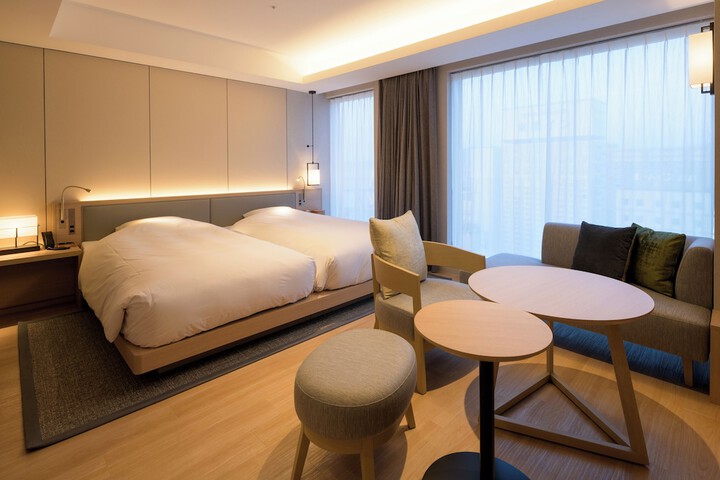 Room 6 of 121
