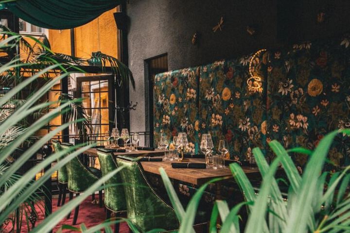 Hotel 84 of 86
