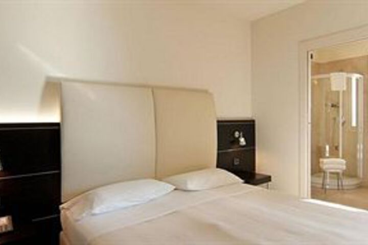 Suite Room