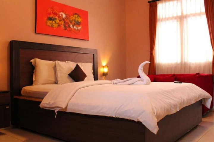 Room 5 of 21
