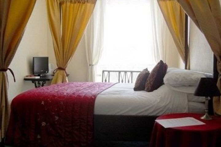 Photo 9