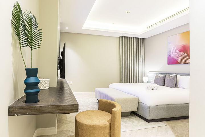 Room 16 of 85