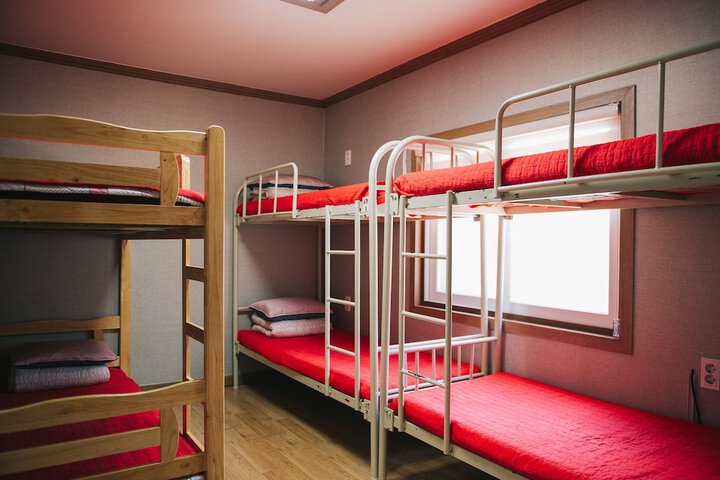 Room 19 of 95