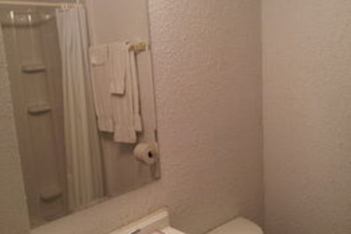 Room 5 of 20