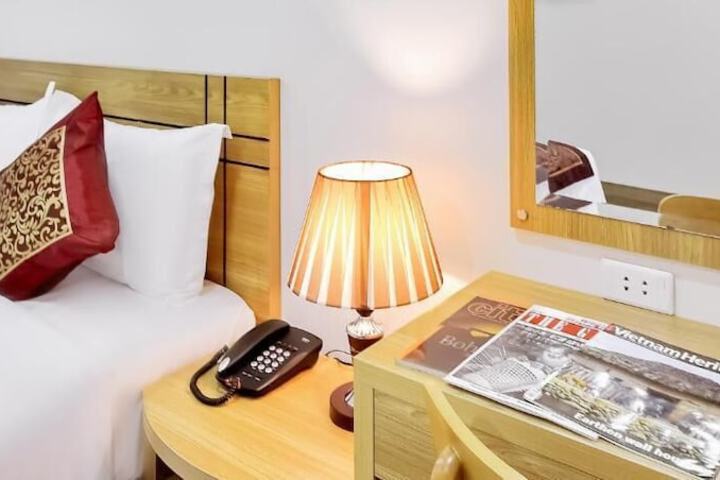 Room 5 of 36