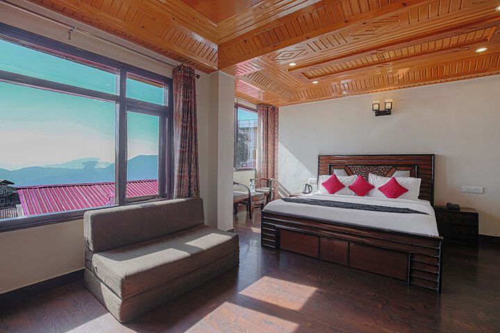 Room 22 of 40