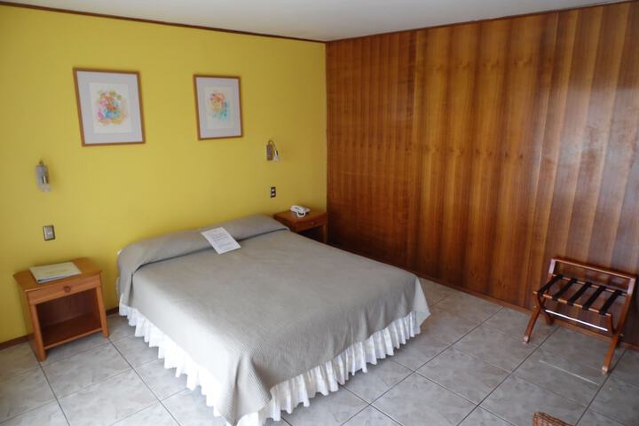 Room 5 of 34