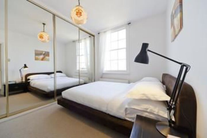 Room 16 of 42