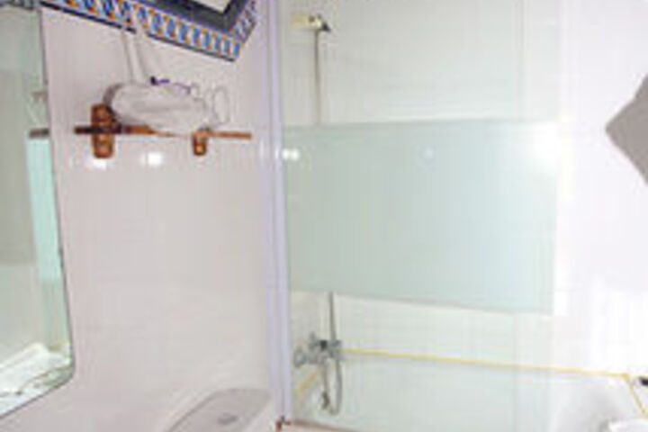 Room 2 of 15
