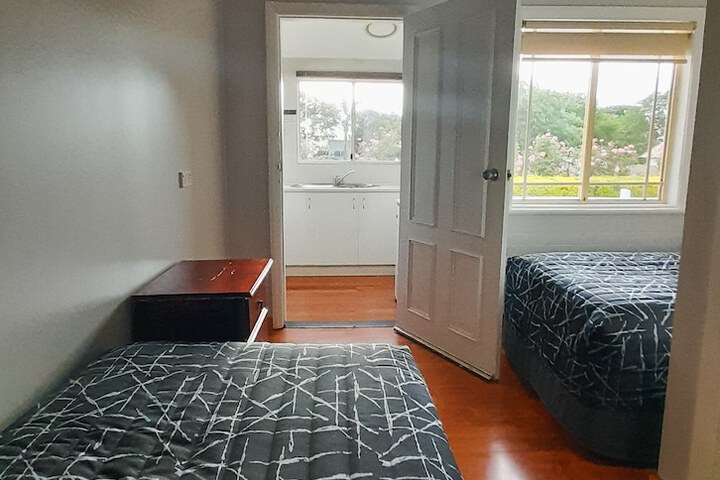 Room 28 of 69
