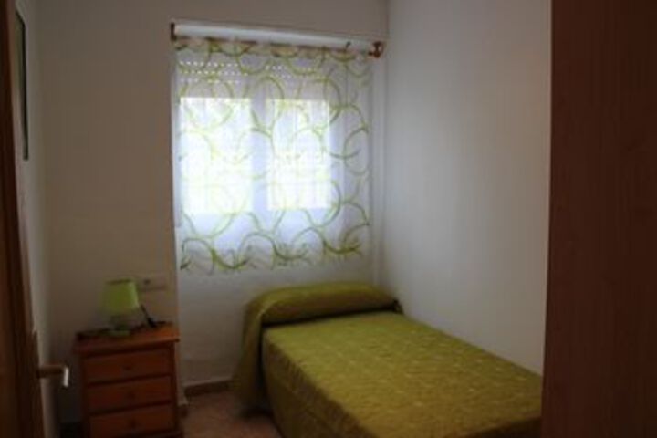 Room 5 of 17