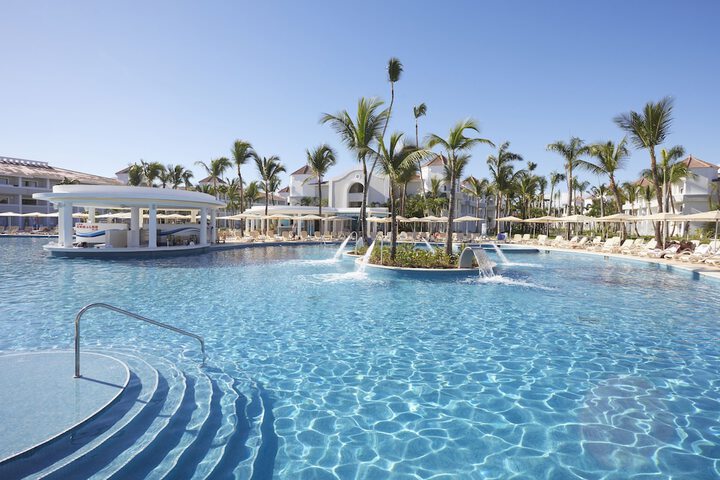 Pools & Facilities