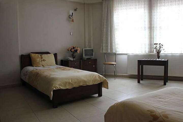 Room 7 of 61