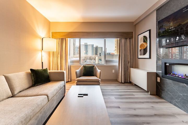 Room 27 of 56