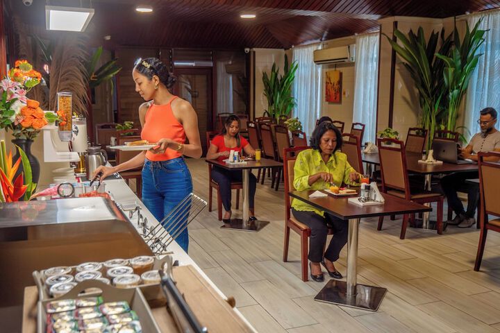 Dining 100 of 118