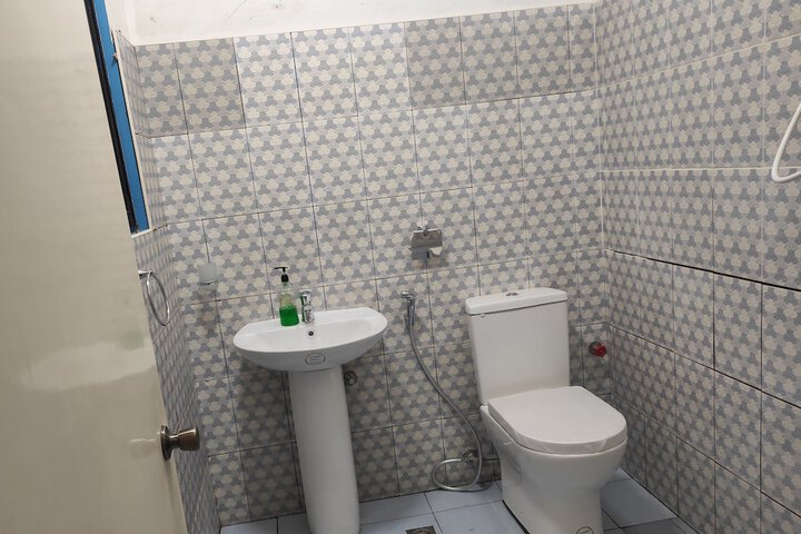 Room 73 of 126