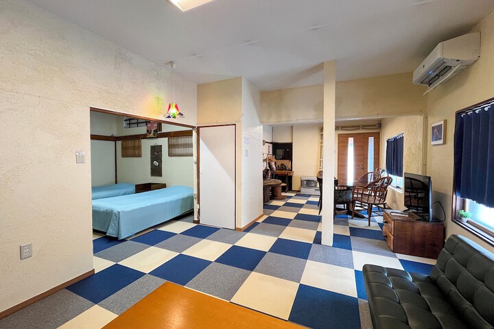 Room 21 of 91