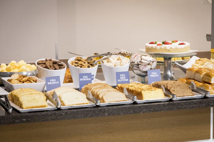 Breakfast/Coffee Service 50 of 55