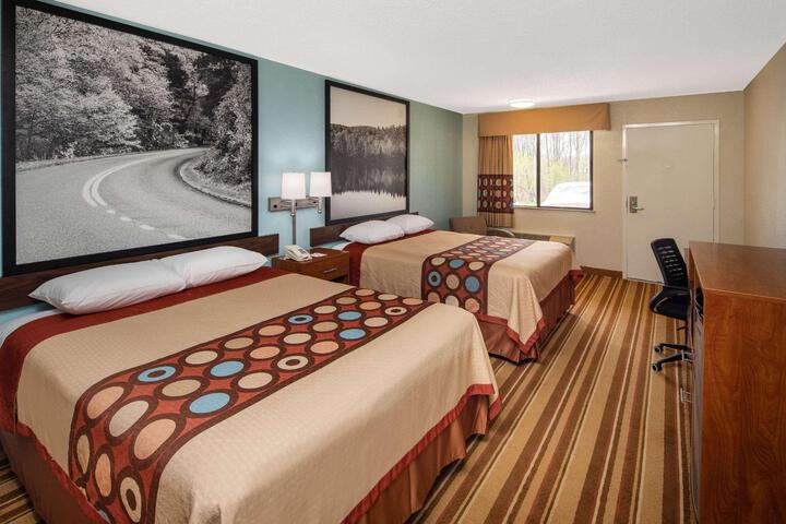 2 Double Beds (2 of 6)
