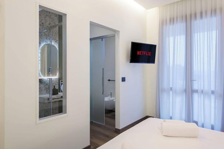 Room 14 of 116