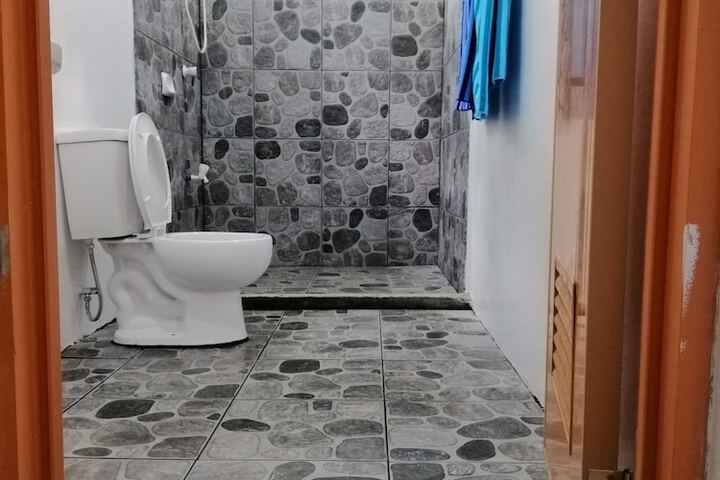 Room 7 of 22