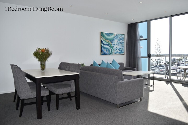 Room 21 of 53