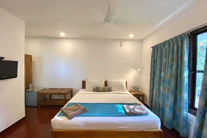 Room 9 of 52