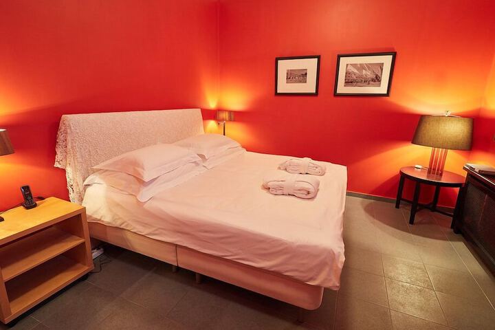 Room 40 of 76