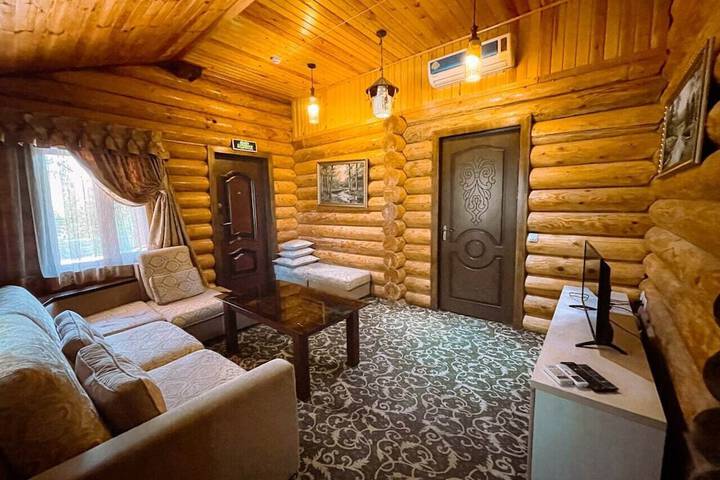 Room 10 of 20