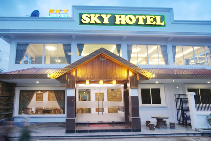 Sky Hotel Hlaing Thar Yar Yangon