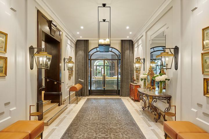 Hotel Lancaster in Paris