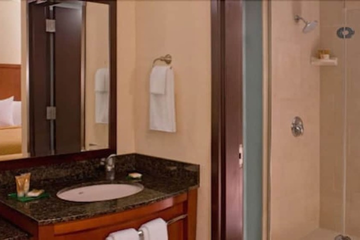 Bathroom sink