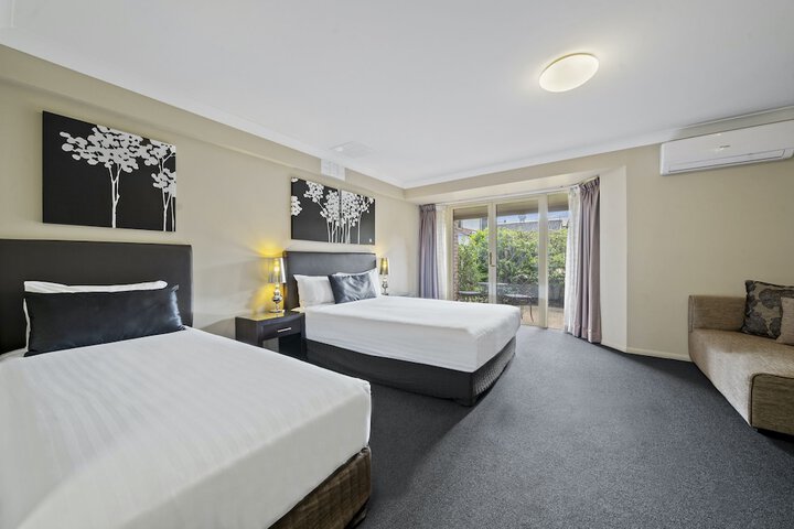 Room 12 of 46